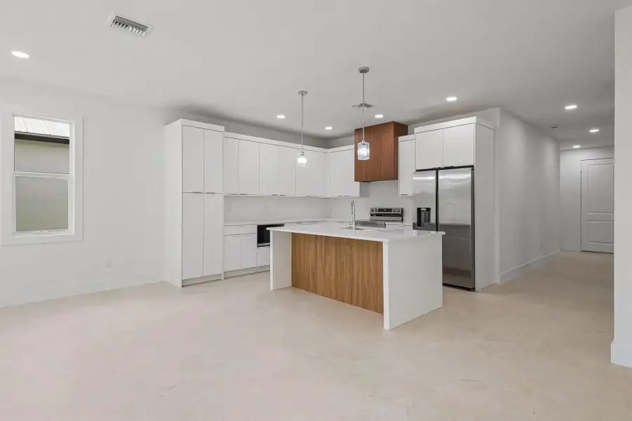 4606 Hibiscus - MLS - 012