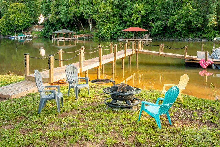 Image 5 of a home in . Image 5 of a home in .