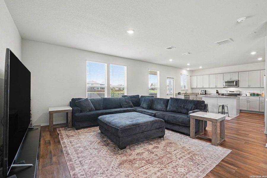 Furnished interior view inside a new home in Lily Springs, Seguin (Image 8).