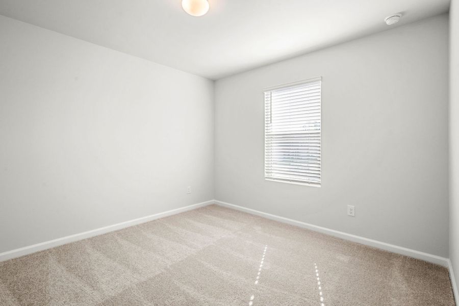 Spacious, unfurnished interior of a new home in Heartwood, Richmond Hill (Image 22).