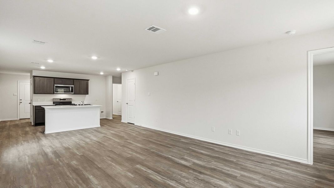 Representative unfurnished interior of a home built from the Barton by D.R. Horton in Maplewood Meadows, Forney (Image 11).