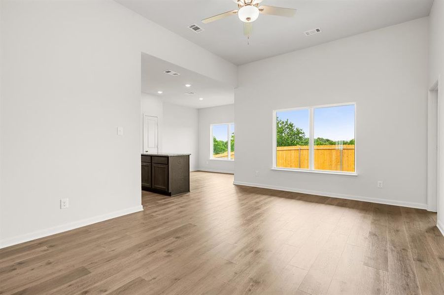 Spacious, unfurnished interior of a new home in Patriot Estates, Venus (Image 13).