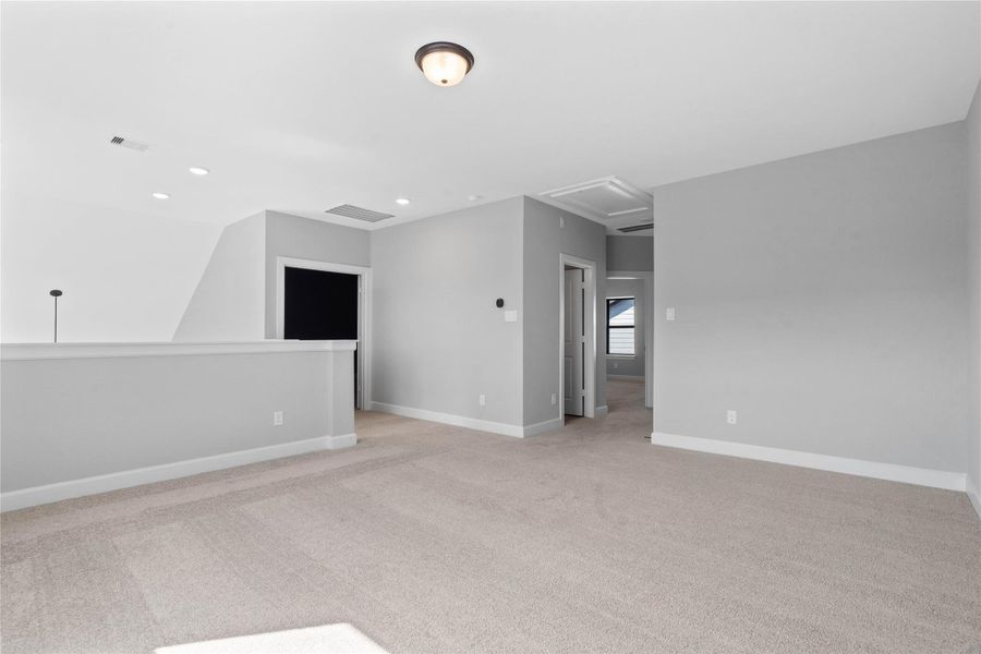 Spacious, unfurnished interior of a new home in , Montgomery (Image 38).