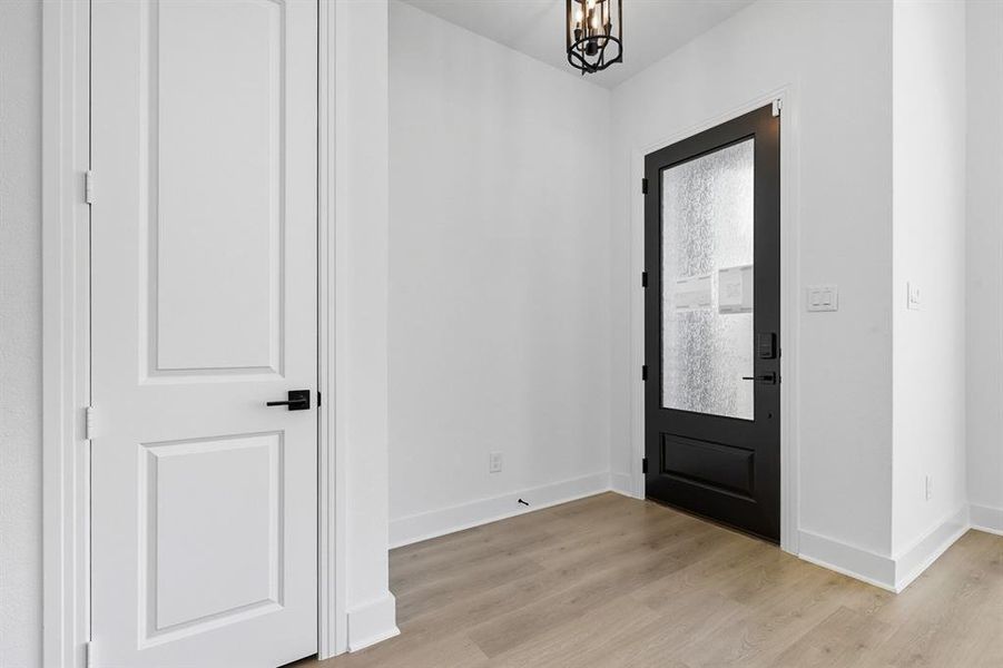 Spacious, unfurnished interior of a new home in Walsh: Townhomes - The Patios, Aledo (Image 14). Spacious, unfurnished interior of a new home in Walsh: Townhomes - The Patios, Aledo (Image 14).