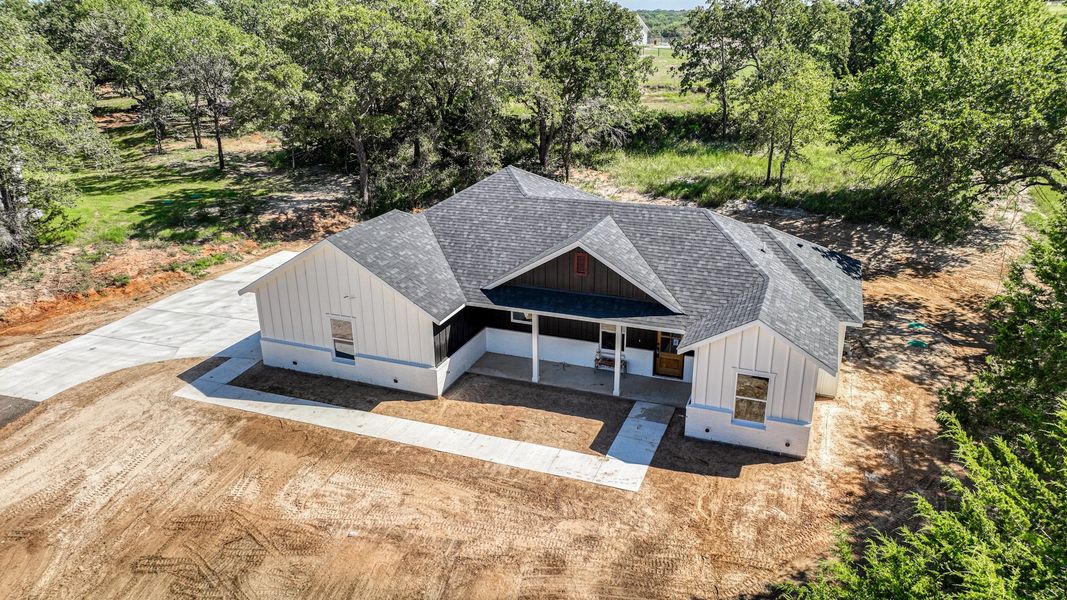 Representative exterior details of a home built from the Lucas by Zeal Home Builders in Horizon Meadow Estates, Paradise (Image 39). Representative exterior details of a home built from the Lucas by Zeal Home Builders in Horizon Meadow Estates, Paradise (Image 39).