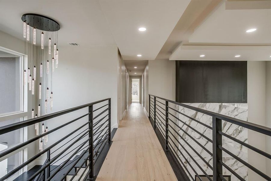 Spacious, unfurnished interior of a new home in , Arlington (Image 36).