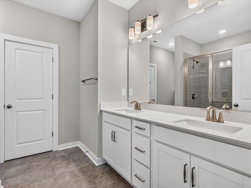 Owner's Bath Owner's Bath