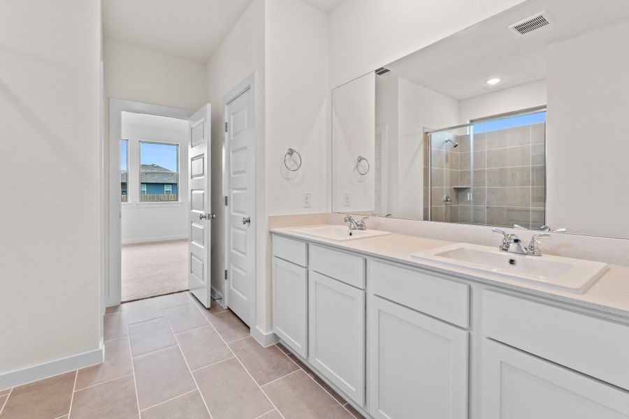 Furnished interior view inside a new home in Prairie Winds, Hutto (Image 15).
