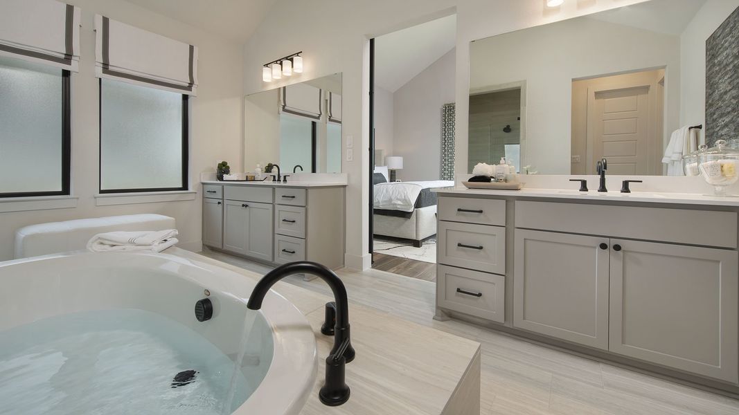 Furnished interior view inside a new home in La Cima, San Marcos (Image 10).