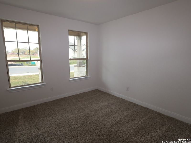 Spacious, unfurnished interior of a new home in Preserve at Annabelle Ranch, San Antonio (Image 25).