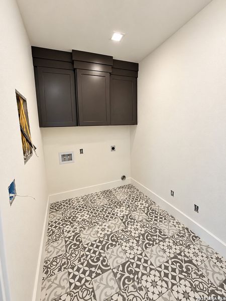 Spacious, unfurnished interior of a new home in , Eagle Pass (Image 10).