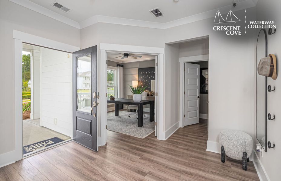Representative furnished interior of a home built from the Woodward - Waterway Collection by Pulte Homes in Crescent Cove, Myrtle Beach (Image 16).