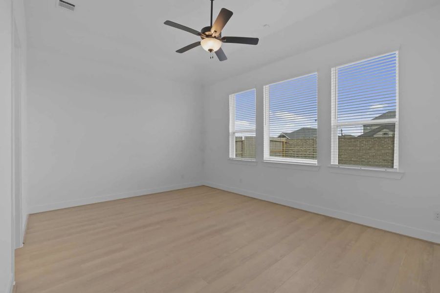 Representative unfurnished interior of a home built from the Lauren by Chesmar Homes in Beacon Point, Texas City (Image 33). Representative unfurnished interior of a home built from the Lauren by Chesmar Homes in Beacon Point, Texas City (Image 33).