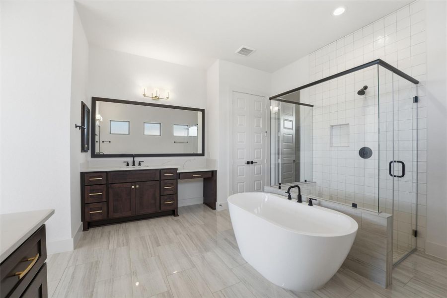 Furnished interior view inside a new home in Audubon 80’s, Magnolia (Image 5).