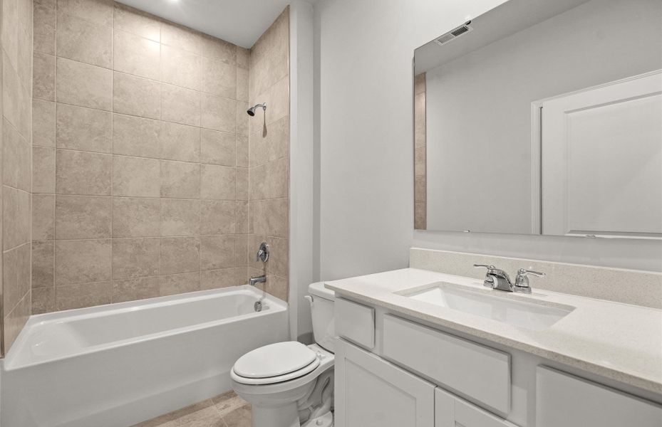 Image 29 of a home in Crestview. Image 29 of a home in Crestview.