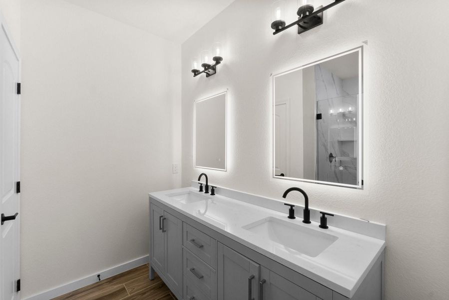 Furnished interior view inside a new home in , Willis (Image 13).