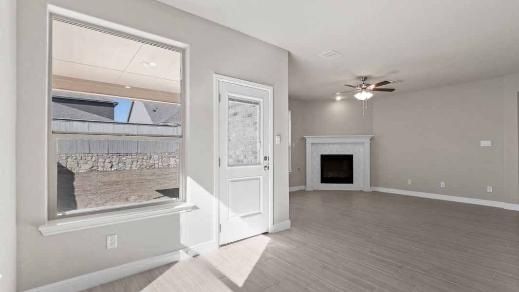 Spacious, unfurnished interior of a new home in Treeline, Justin (Image 13). Spacious, unfurnished interior of a new home in Treeline, Justin (Image 13).