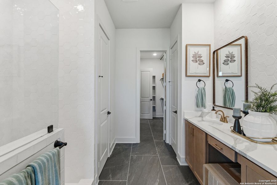 Furnished interior view inside a new home in Prominence, San Antonio (Image 28).