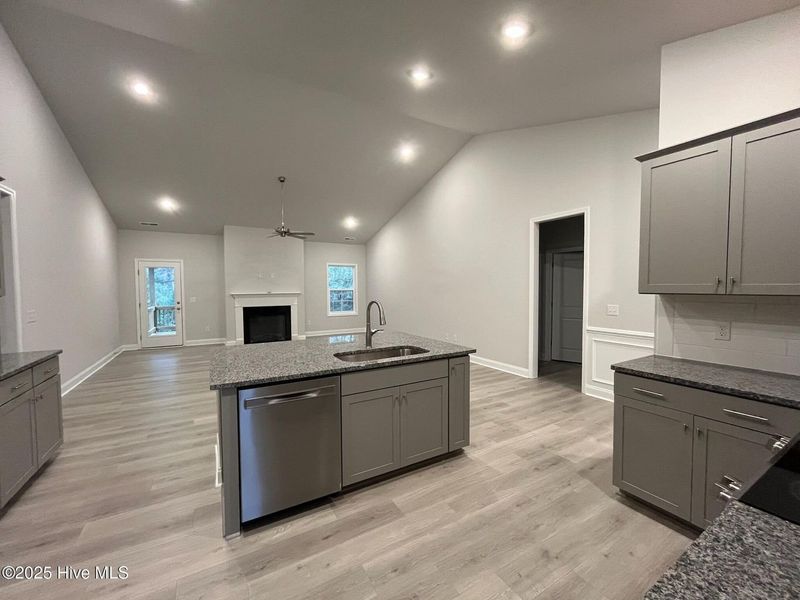 Furnished interior view inside a new home in Palmetto Creek, Bolivia (Image 9).