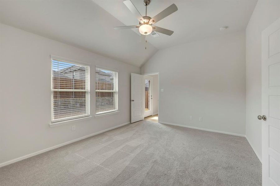 Spacious, unfurnished interior of a new home in Elevon, Lavon (Image 29). Spacious, unfurnished interior of a new home in Elevon, Lavon (Image 29).