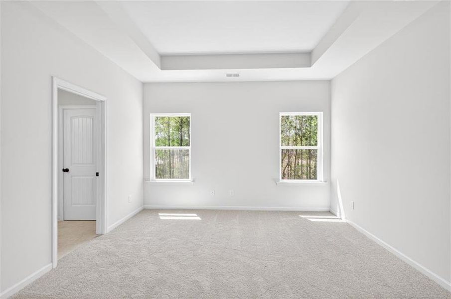 Spacious, unfurnished interior of a new home in Evergreen at Lakeside, Temple (Image 20).