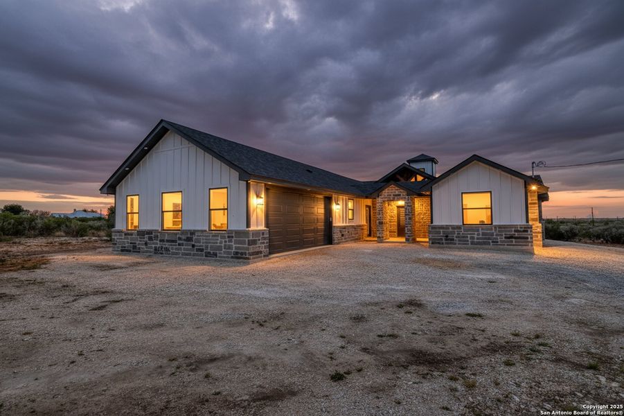 Image 30 of a home in .