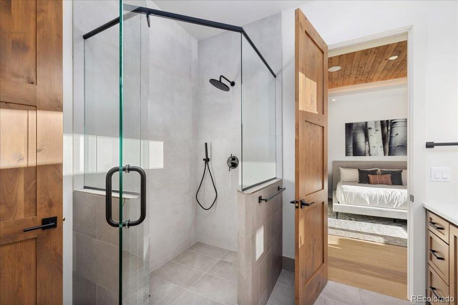 Furnished interior view inside a new home in , Frisco (Image 8).