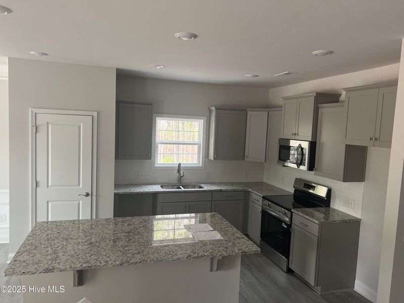 Furnished interior view inside a new home in Rutledge, Shallotte (Image 4).