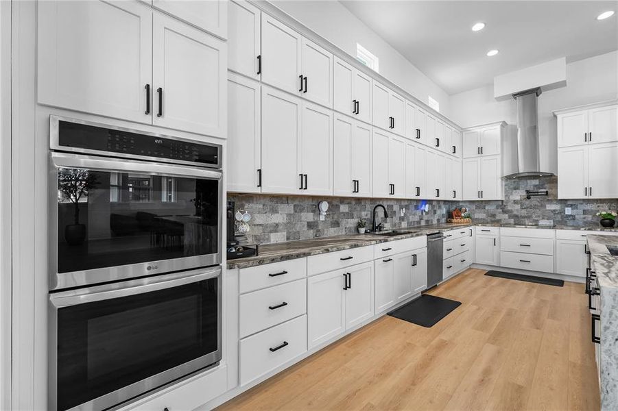 Furnished interior view inside a new home in , Groveland (Image 8).