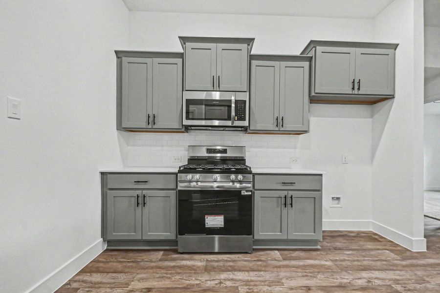 Furnished interior view inside a new home in , Angleton (Image 10).