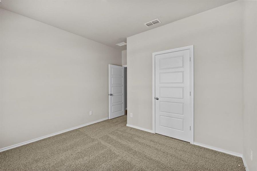 Spacious, unfurnished interior of a new home in Terra Trace, Fort Worth (Image 19). Spacious, unfurnished interior of a new home in Terra Trace, Fort Worth (Image 19).