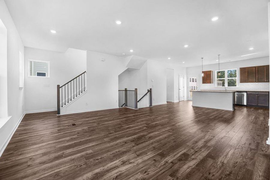 Image 39 of a home in Somerset at Veterans Memorial. Image 39 of a home in Somerset at Veterans Memorial.