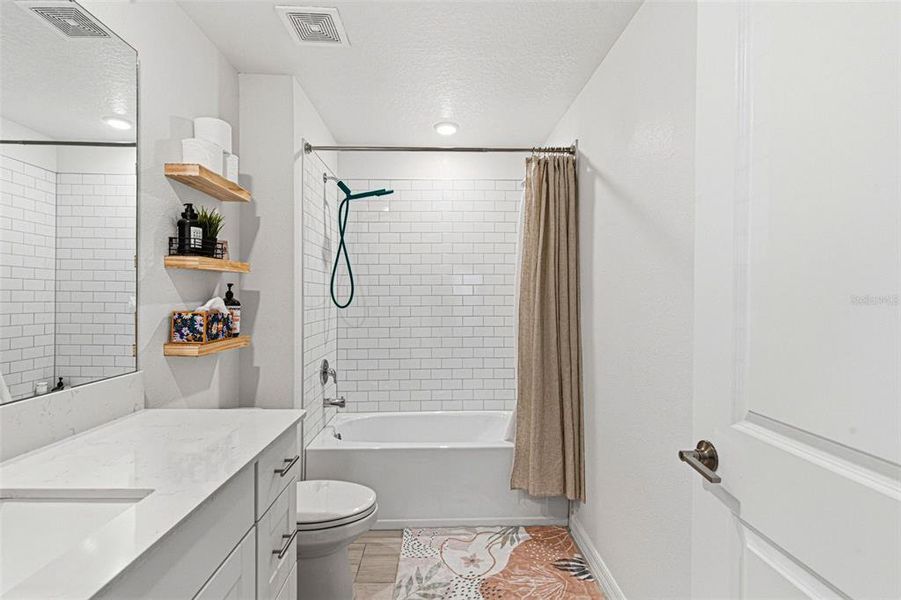 Furnished interior view inside a new home in North Park Isle, Plant City (Image 48).