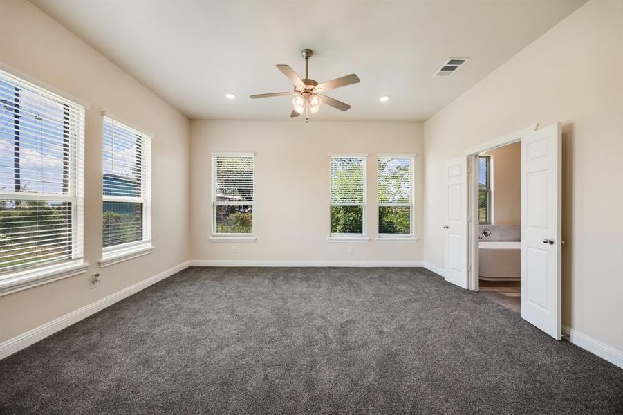Spacious, unfurnished interior of a new home in , Corsicana (Image 19). Spacious, unfurnished interior of a new home in , Corsicana (Image 19).