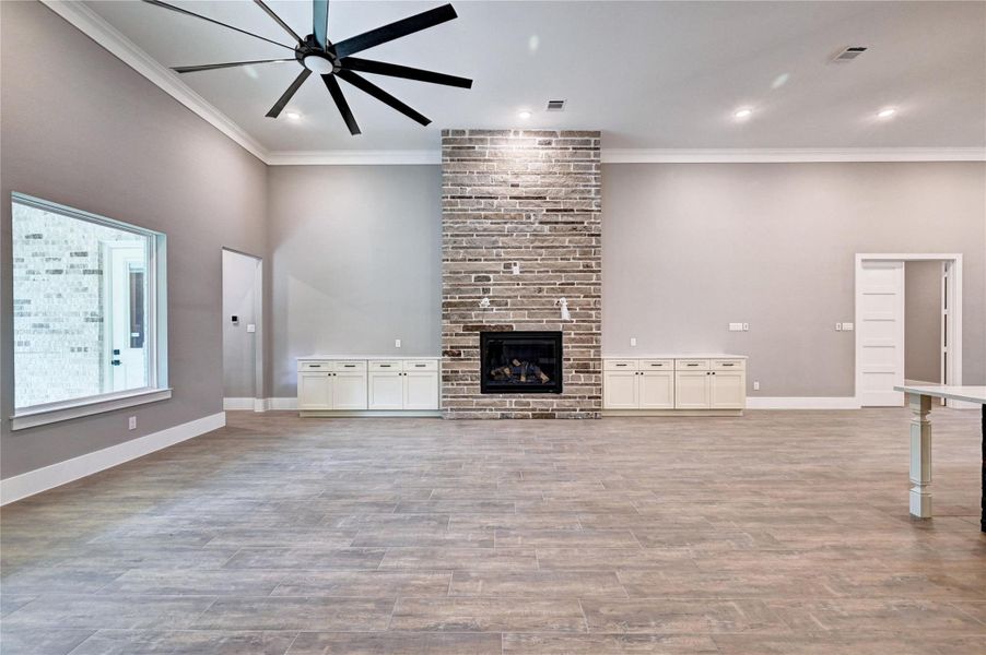 Spacious, unfurnished interior of a new home in , Montgomery (Image 22).