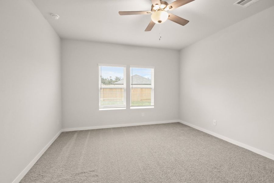 Spacious, unfurnished interior of a new home in Maple Heights, Porter (Image 19).