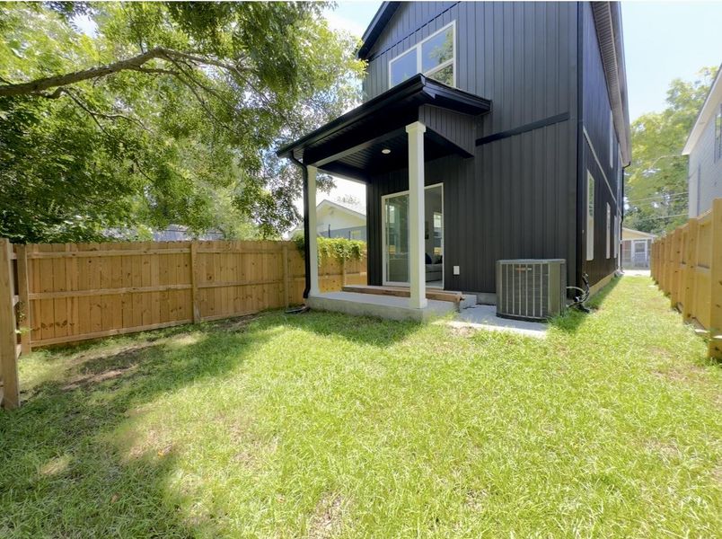 Exterior details and patio area of a home in , North Charleston (Image 3).