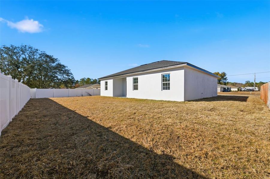 Exterior details and patio area of a home in , Ocala (Image 4). Exterior details and patio area of a home in , Ocala (Image 4).
