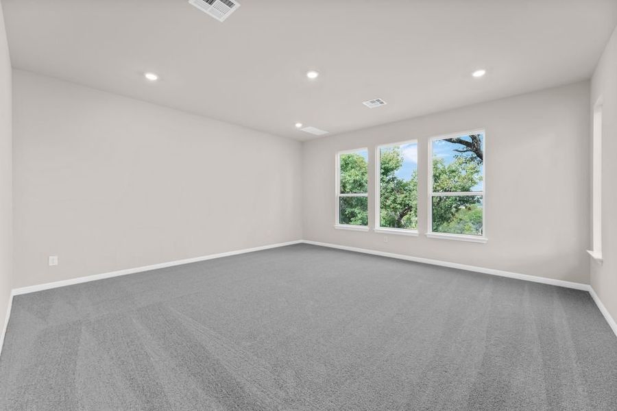 Spacious, unfurnished interior of a new home in Parkside on the River 60s, Georgetown (Image 16).