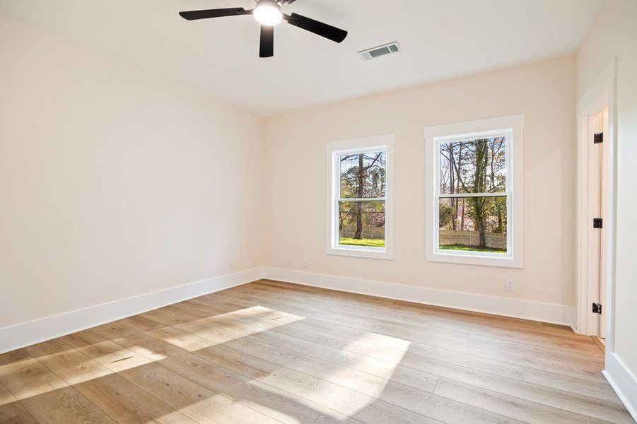 Spacious, unfurnished interior of a new home in , Decatur (Image 25).