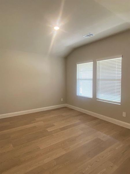 Flex room:4th Bdrm, Office, Playroom, etc...