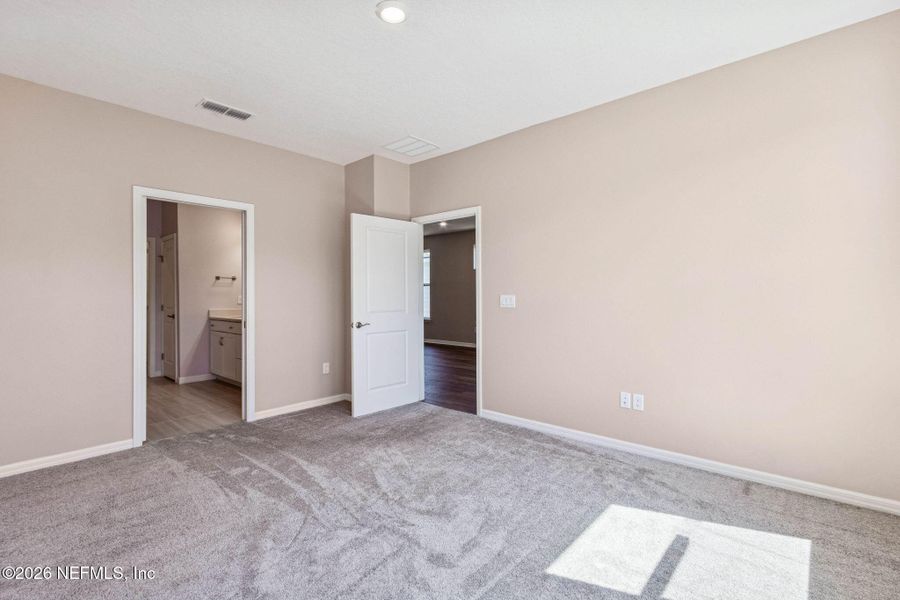 Spacious, unfurnished interior of a new home in Del Webb Wildlight, Wildlight (Image 30).