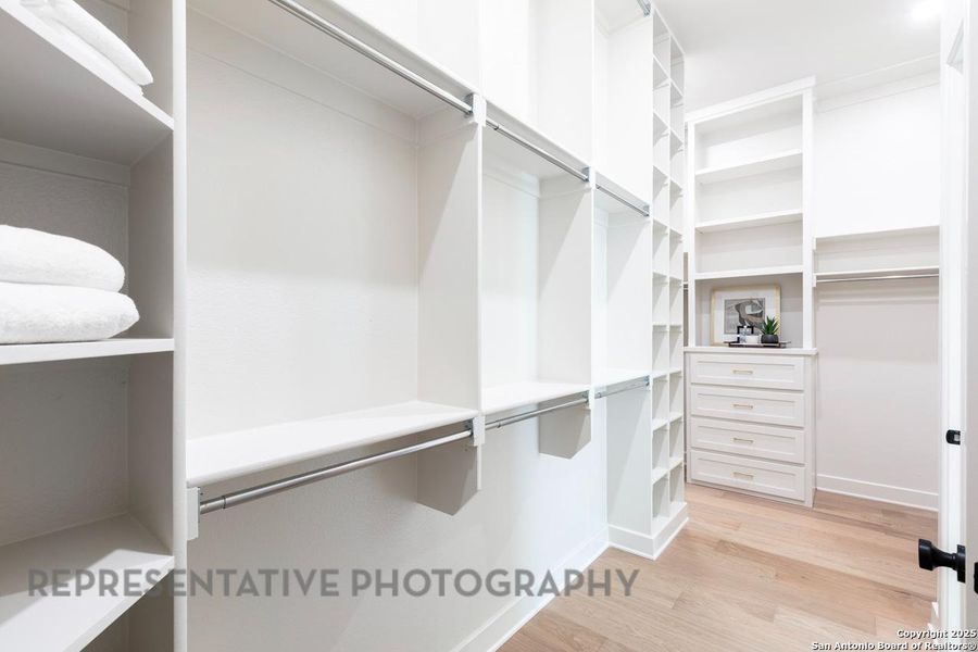 Image 36 of a home in .