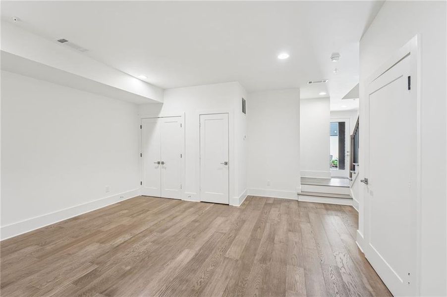 Spacious, unfurnished interior of a new home in , Decatur (Image 19).