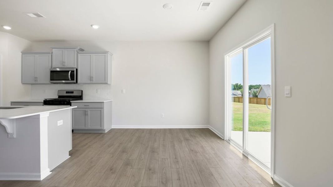Spacious, unfurnished interior of a new home in Palmetto Valley, Anderson (Image 19).