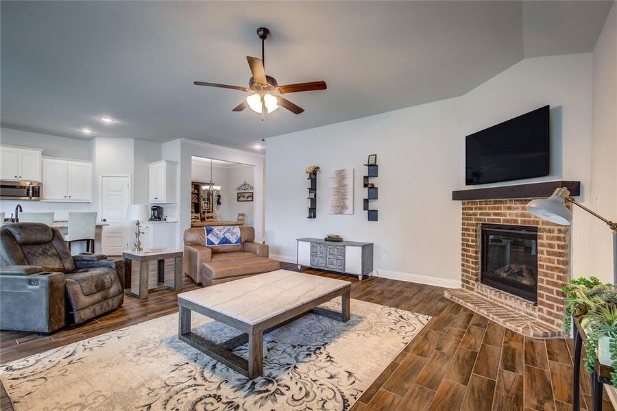 Furnished interior view inside a new home in , Lone Oak (Image 24). Furnished interior view inside a new home in , Lone Oak (Image 24).