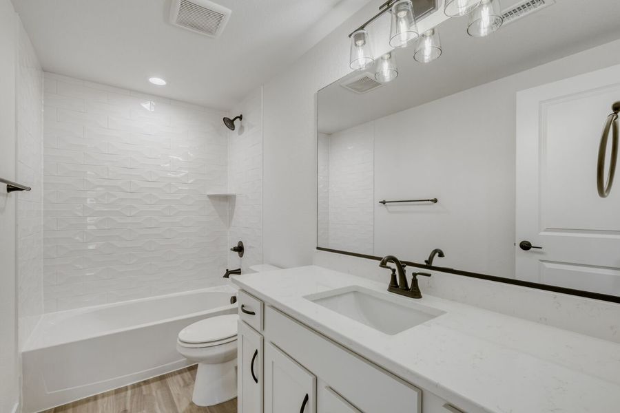 8327 David - Full Bathroom