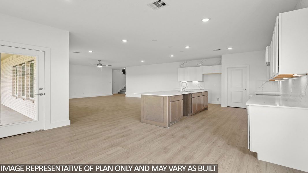 Furnished interior view inside a new home in Riverside Estates, Mont Belvieu (Image 7).