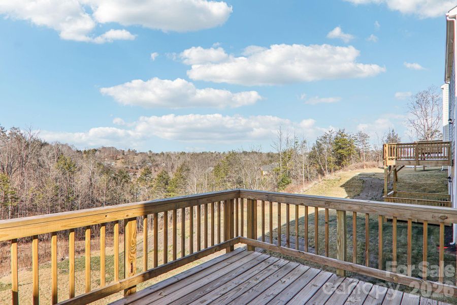 Exterior details and patio area of a home in Rydele Heights, Asheville (Image 20).