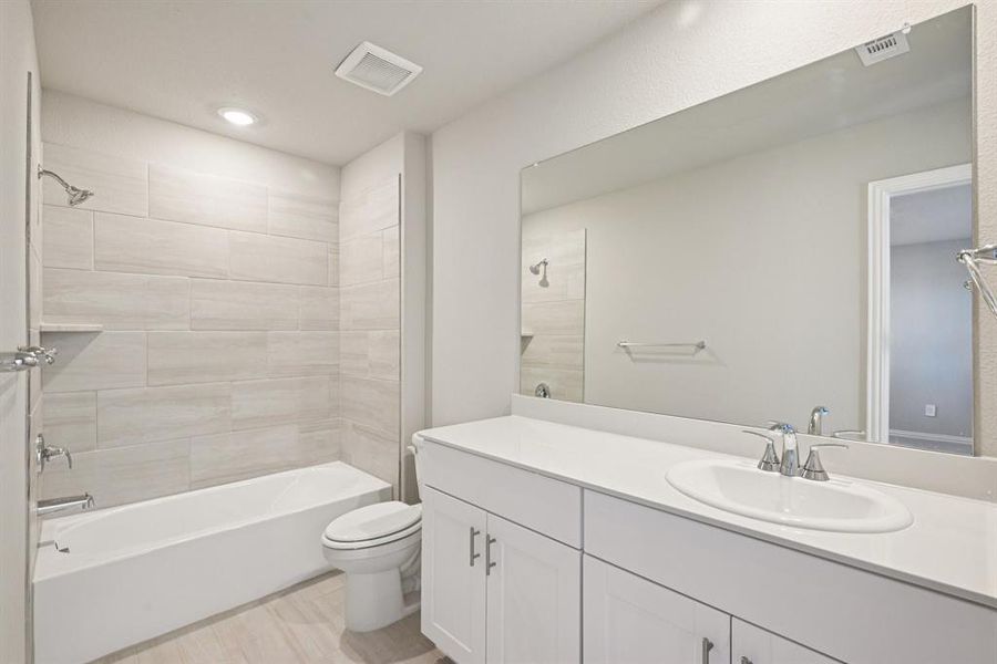 Furnished interior view inside a new home in Lakehaven - Signature Series, Farmersville (Image 12). Furnished interior view inside a new home in Lakehaven - Signature Series, Farmersville (Image 12).